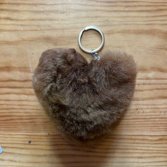044. 100% Alpaca Key chain or bag accessory  Medium Brown - Picture 1 of 1